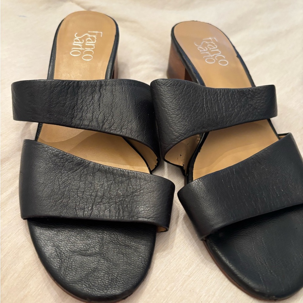 Franco Sarto Black Slide Sandals Sleek Minimalist Design